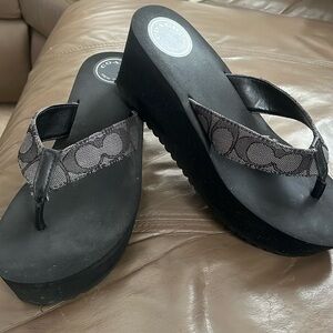 Coach flip flop sandals. Great condition